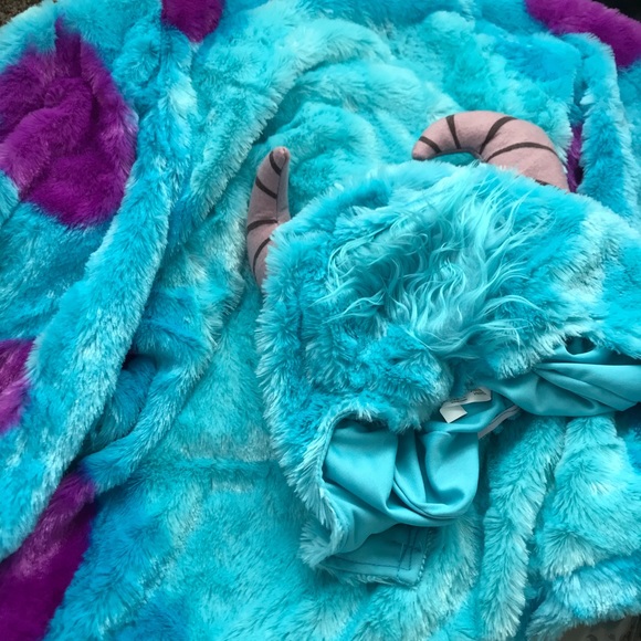 Sully Costume - Disney Monster Inc - Picture 2 of 2